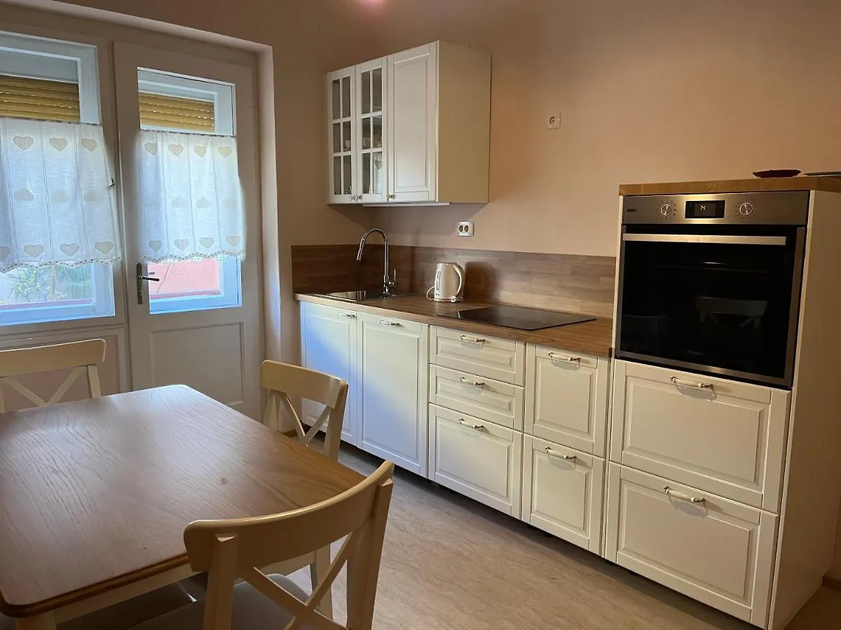 Apartman Maris Crikvenica 0*,  Croatia
